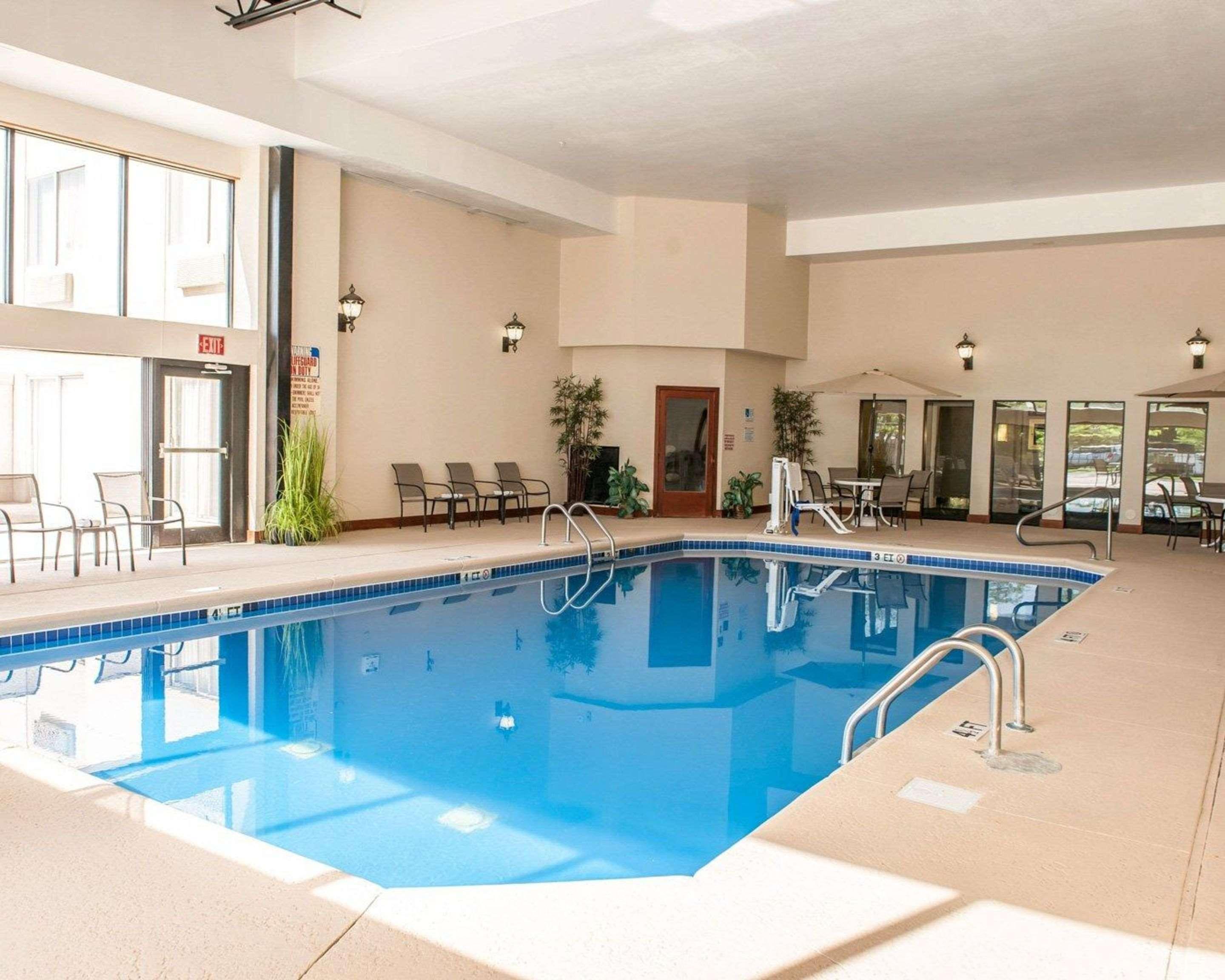 Comfort Suites Fort Wayne - Southwest Exterior foto